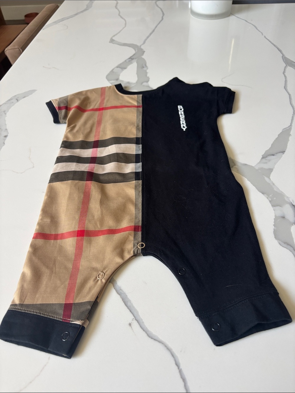 NWOT Brand new never worn or washed. Burberry Two-Tone Plaid Baby Romper